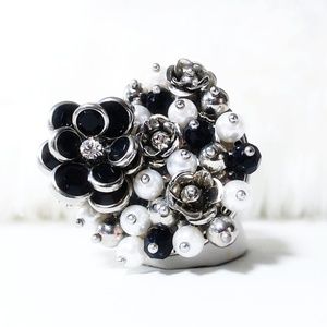 Silver Tone Pearl Crystal Cluster round Free Size